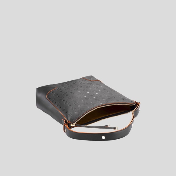 👜 🆕 MCM Klara Hobo in Monogram Leather | Color: BLACK / Size: Large - Picture 5 of 5